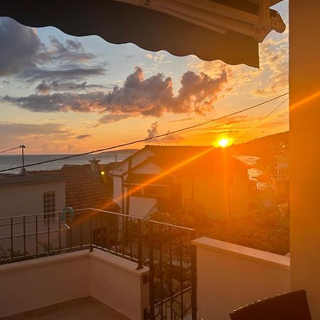 Beach House Buinac Брист Екстер'єр фото
